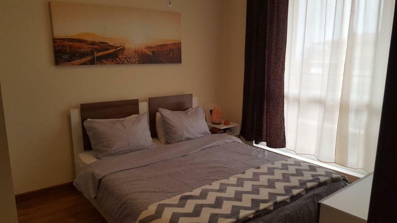 Emona Apartment ブルガス エクステリア 写真